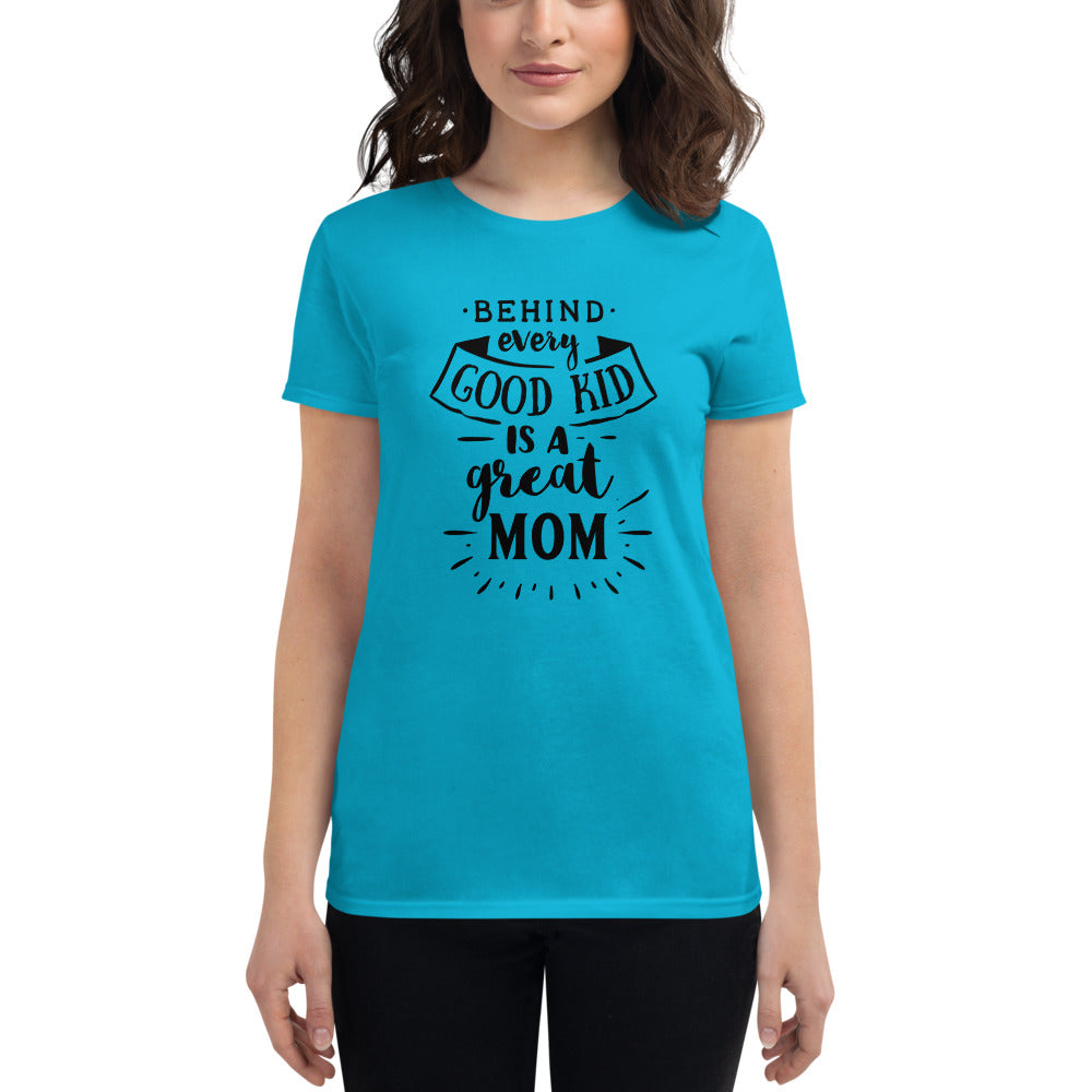 GOOD MOM T-shirt