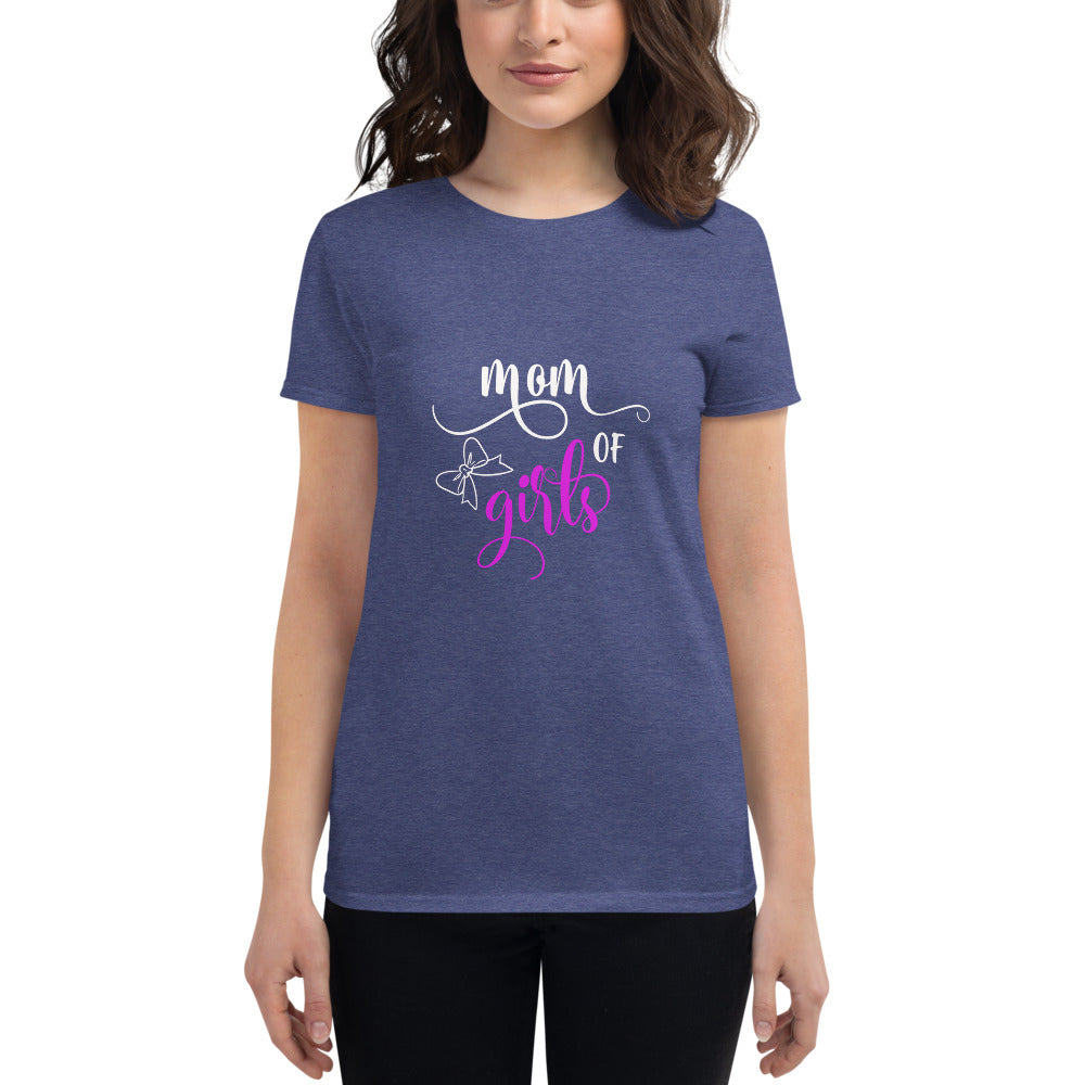 MOM OF GIRLS W t-shirt