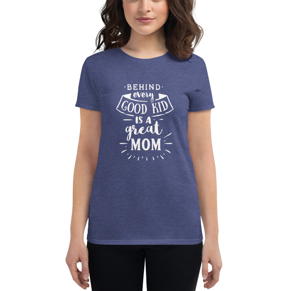 GOOD MOM T-shirt