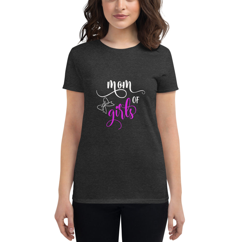 MOM OF GIRLS W t-shirt