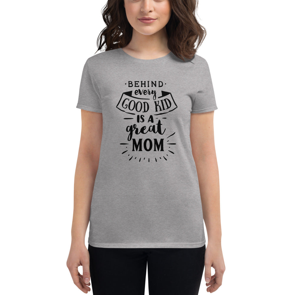 GOOD MOM T-shirt