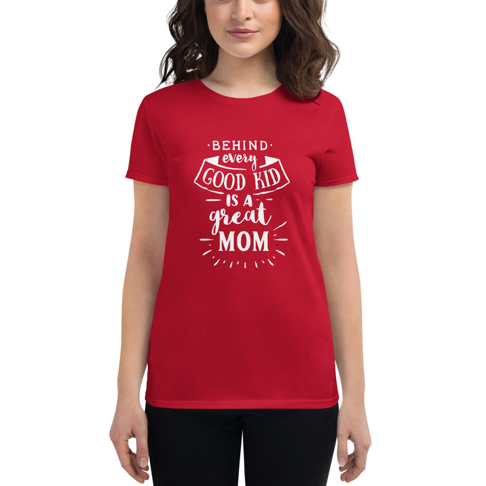 GOOD MOM T-shirt